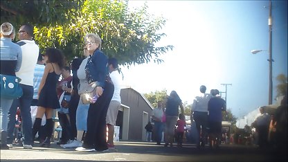 豪華なベイブが大好き。 無料 動画 エロムビ