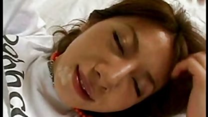 先進の商品にマッサージのための恋人 エロムビ 動画